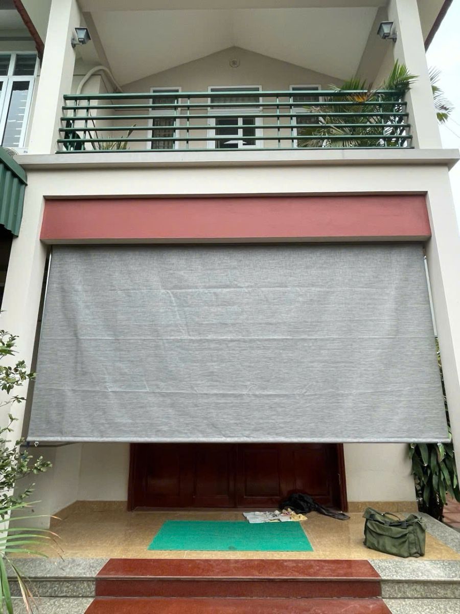 bạt che nắng ban công