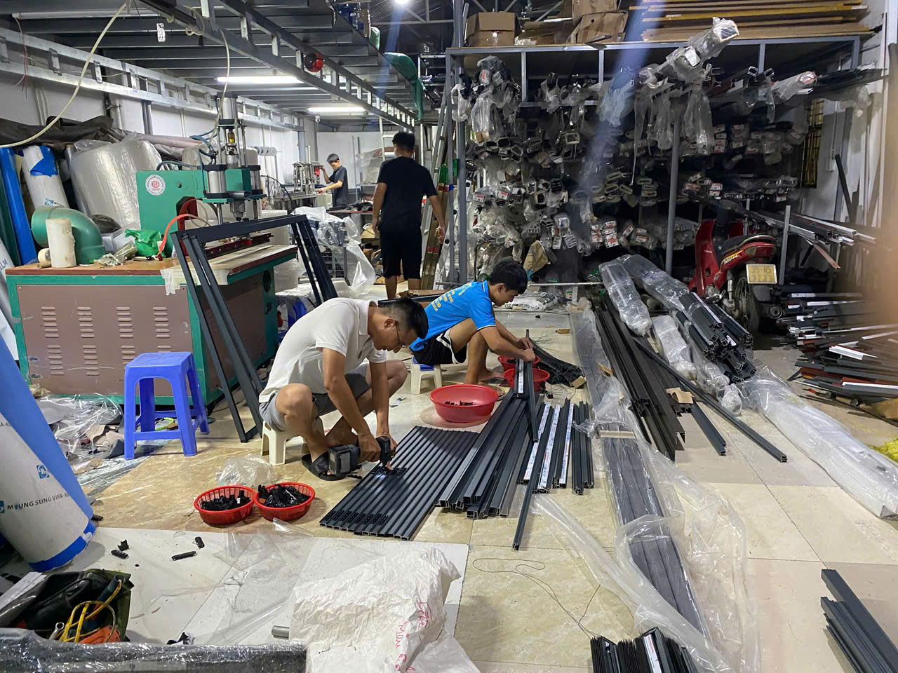 sản xuất cửa lưới chống muỗi