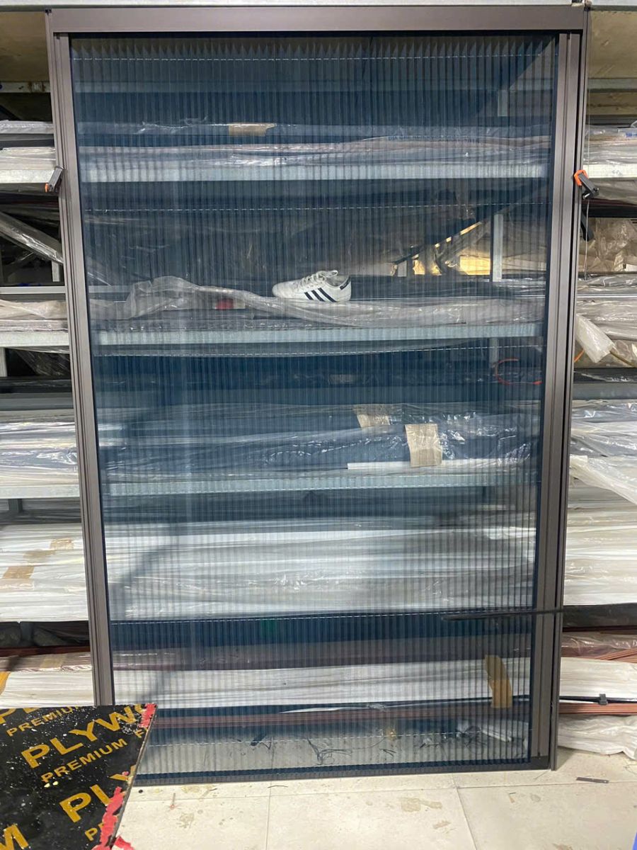 cửa chống muỗi xếp xích