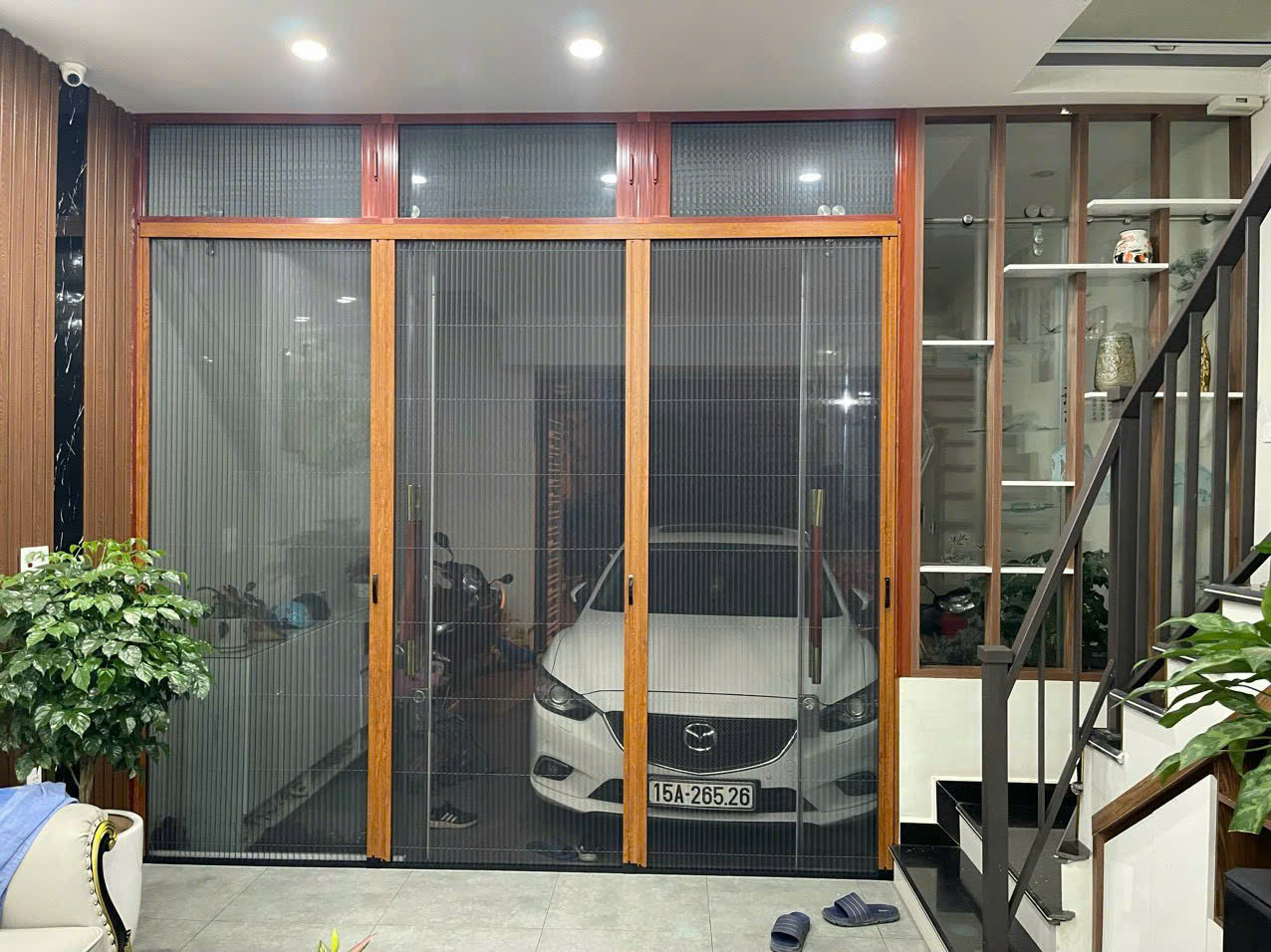 cửa chống muỗi xếp xích