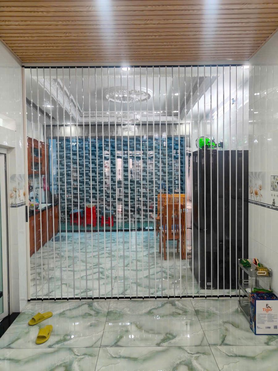 cửa xếp lá nhựa ngăn lạnh