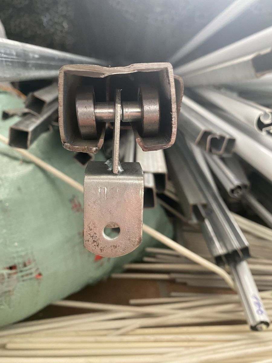 bi treo mái bạt xếp