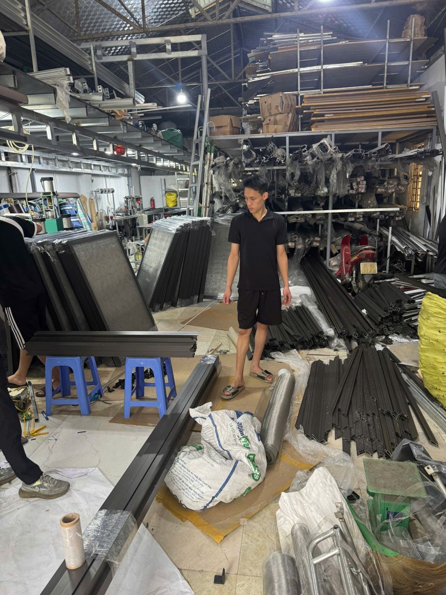 giá cửa lưới chống muỗi